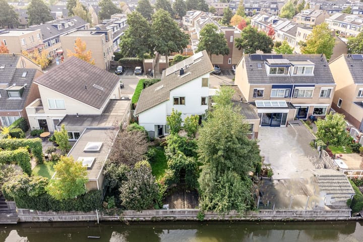 Photo 7 of Leeuweriklaan 46