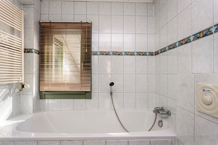 Photo 24 of Leeuweriklaan 46