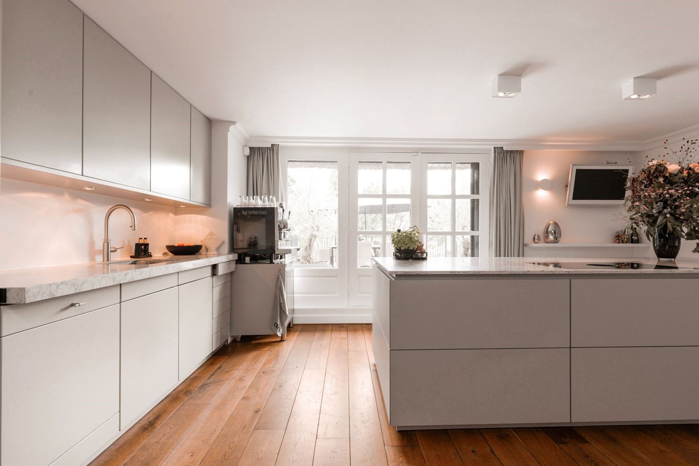 Photo 14 of Rodenrijseweg 527-D