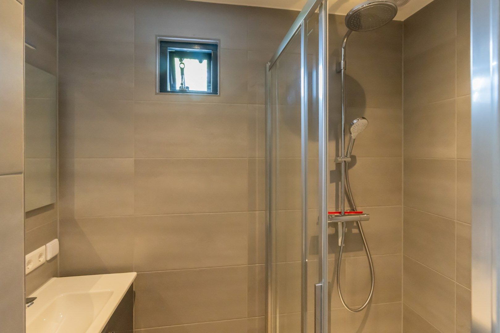 Foto 12 van Elkerzeeseweg 34-110