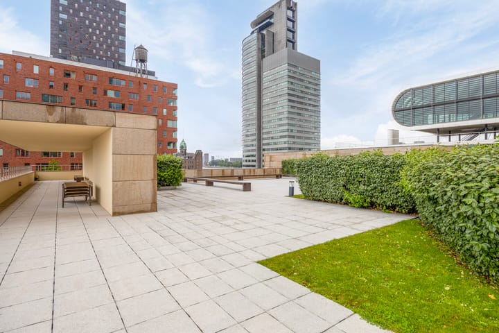 Foto 26 van Van der Hoevenplein 78