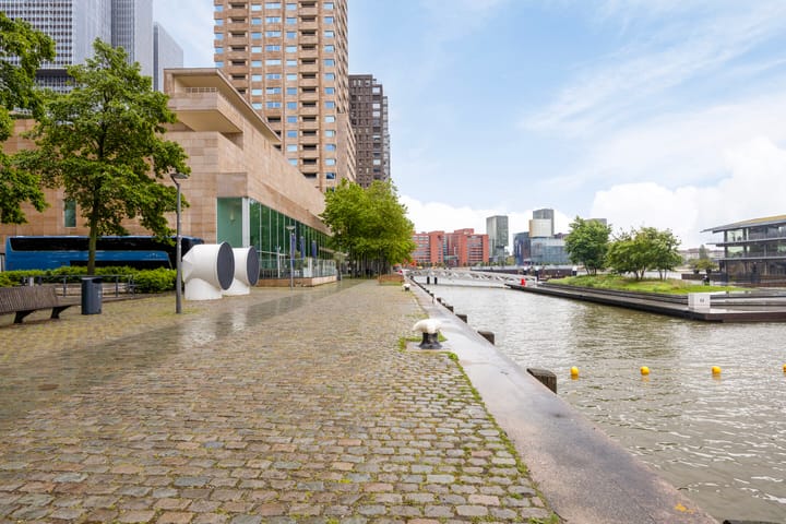 Foto 40 van Van der Hoevenplein 78