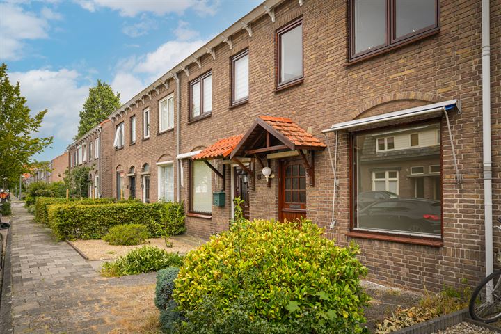 Bekijk foto 26 van Baardwijksestraat 83