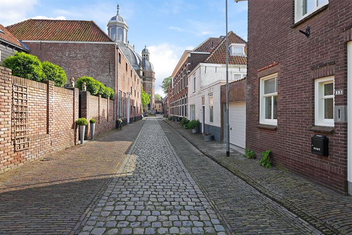 View photo 23 of Oostkerkstraat 9