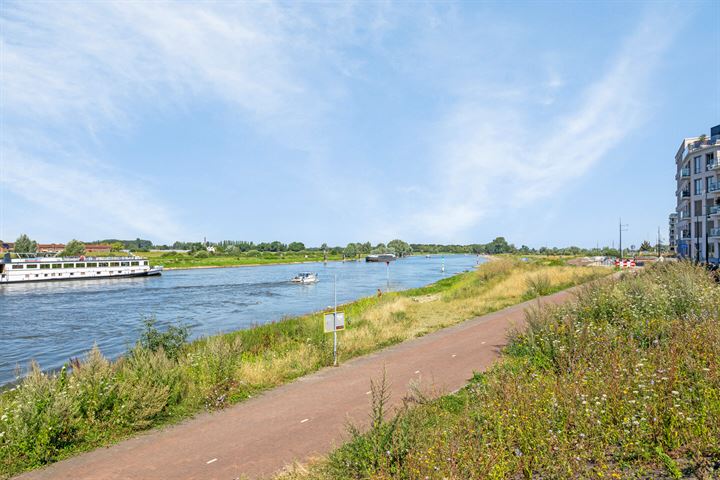 Bekijk foto 40 van Noorderhavenstraat 295