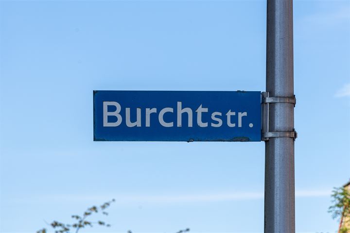 Bekijk foto 2 van Burchtstraat 14