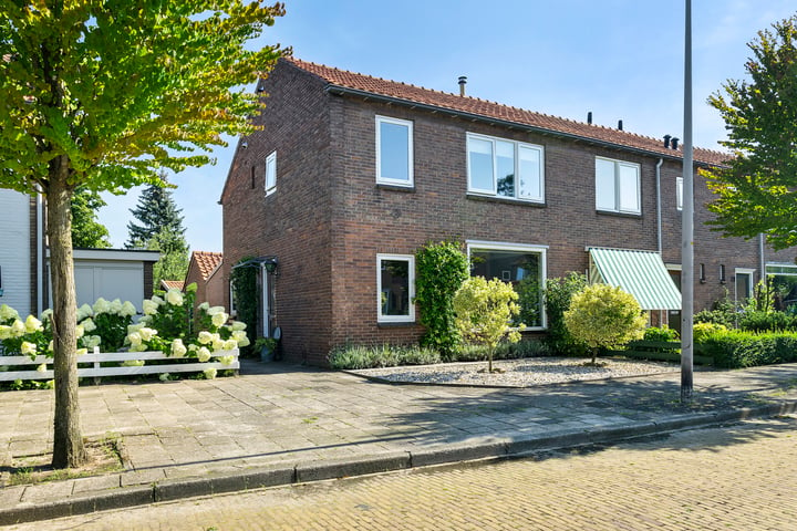 Bekijk foto 1 van Leurinkstraat 19