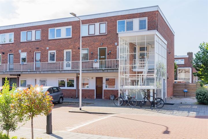 Bekijk foto 1 van Sperwerstraat 4