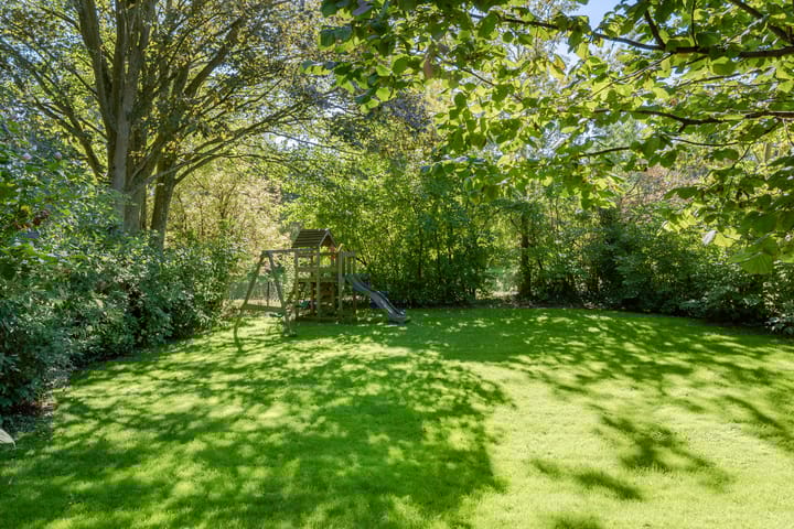 Photo 26 of Zwaagdijk 91