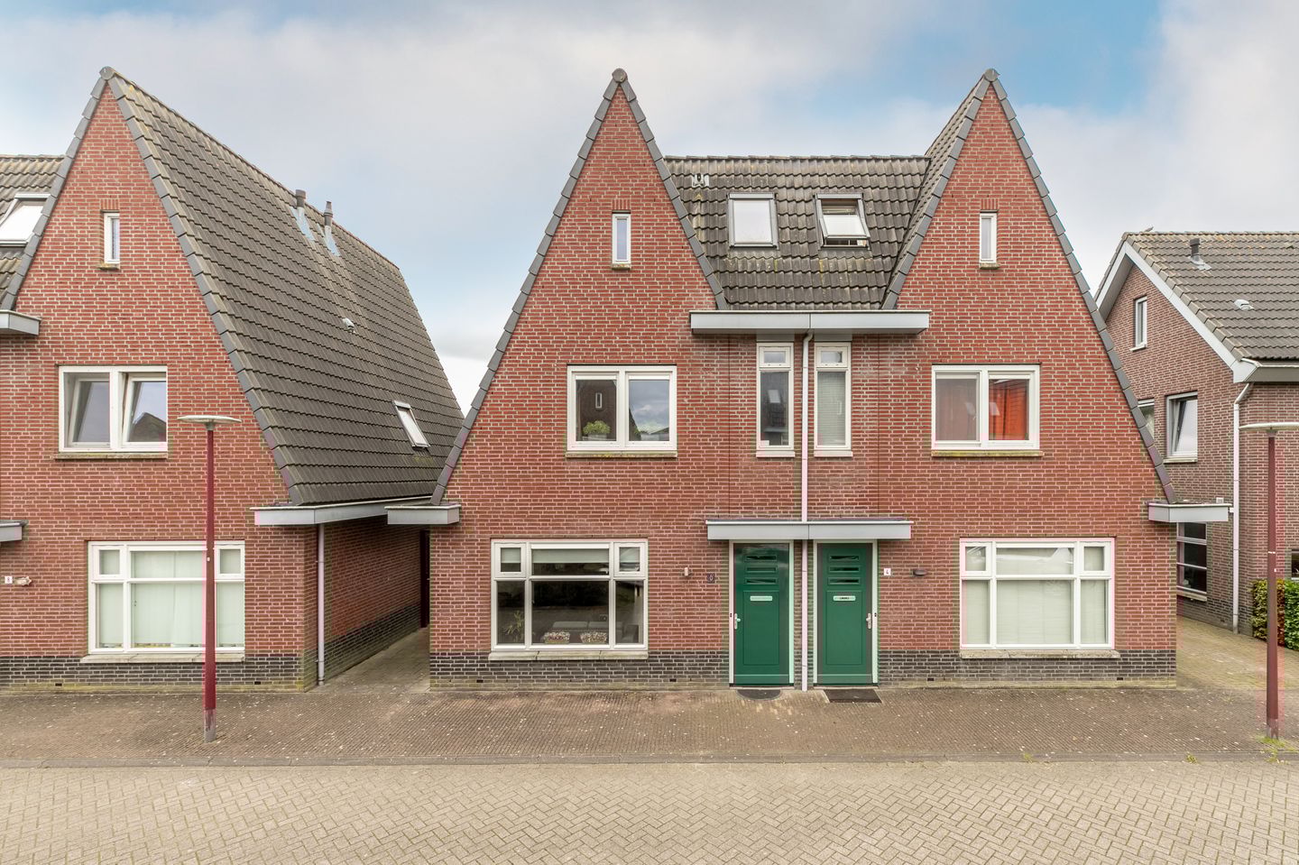 Foto 1 van Warmoeshof 6