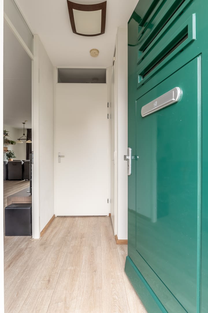 Foto 6 van Warmoeshof 6