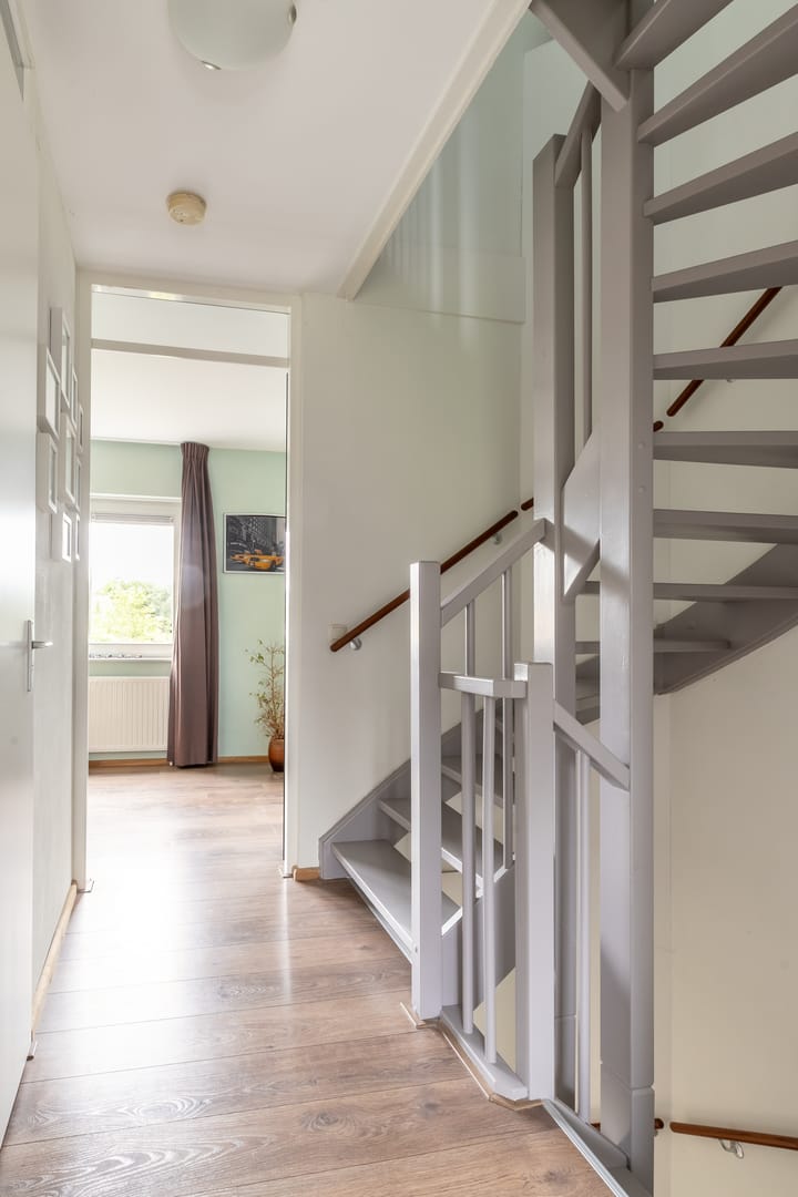 Foto 16 van Warmoeshof 6