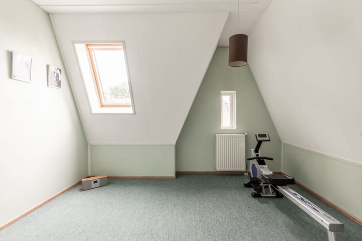 Foto 18 van Warmoeshof 6