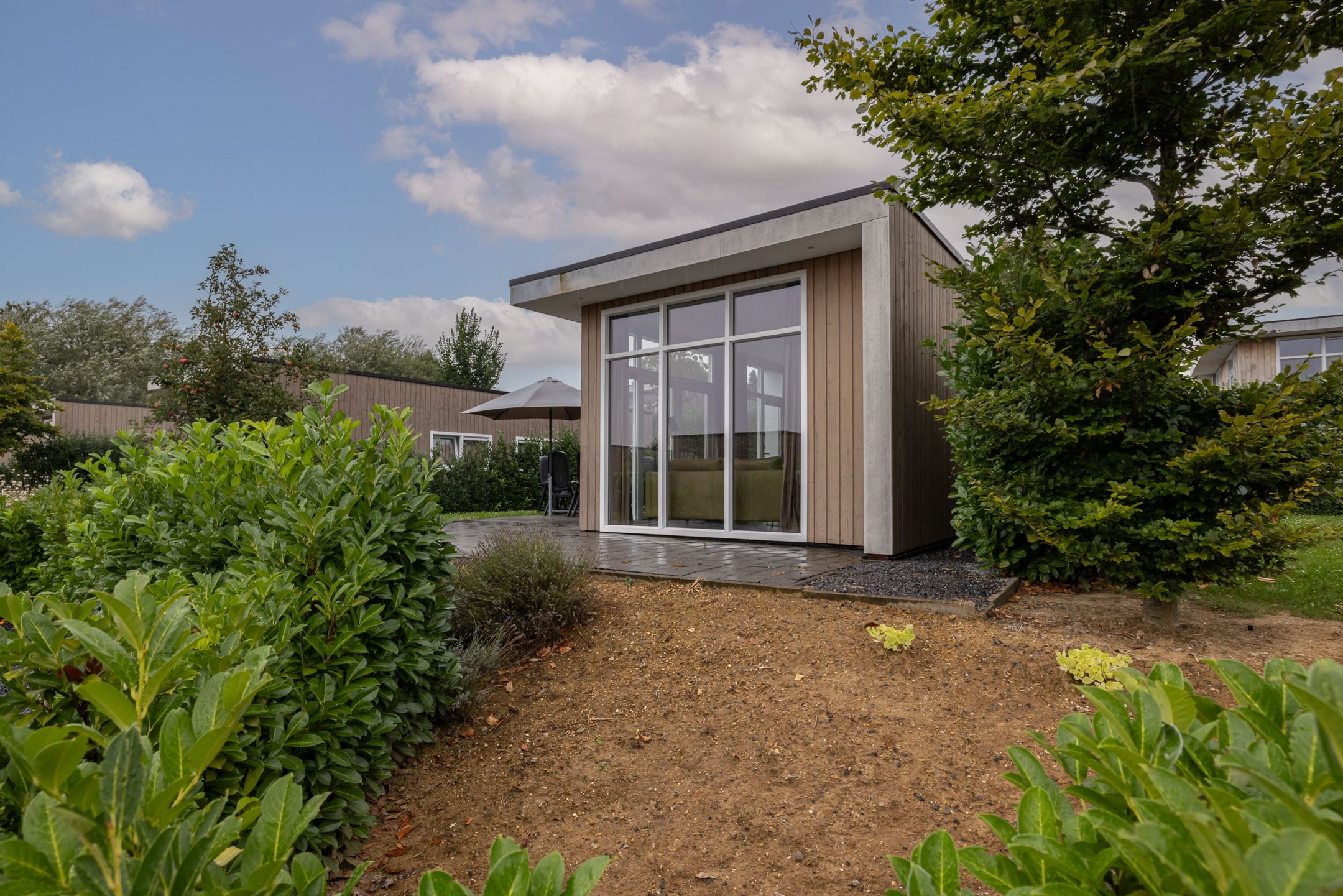 2-bedroom freehold villa in Schin op Geul — photo 3 of 5