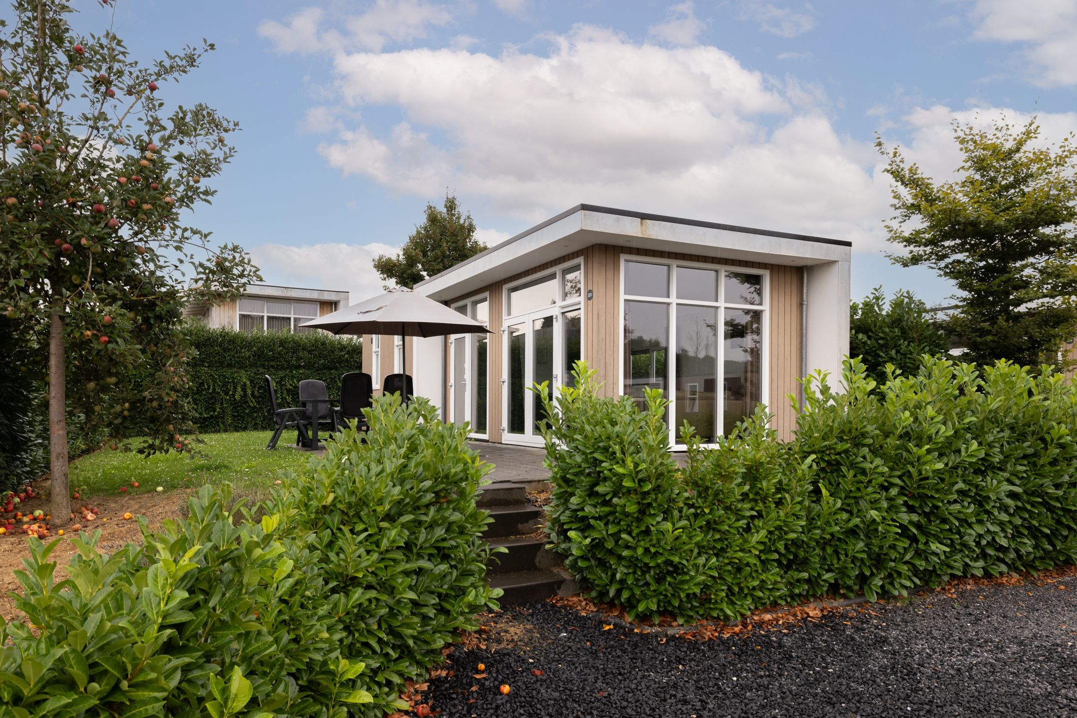 2-bedroom freehold villa in Schin op Geul — photo 4 of 5