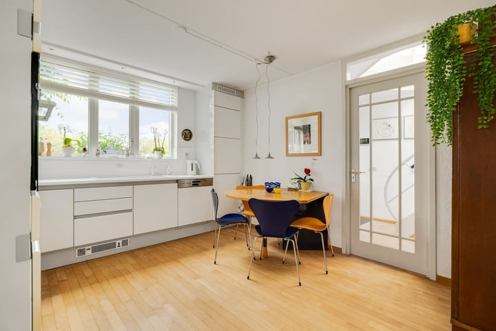 Foto 26 van Bomela 9