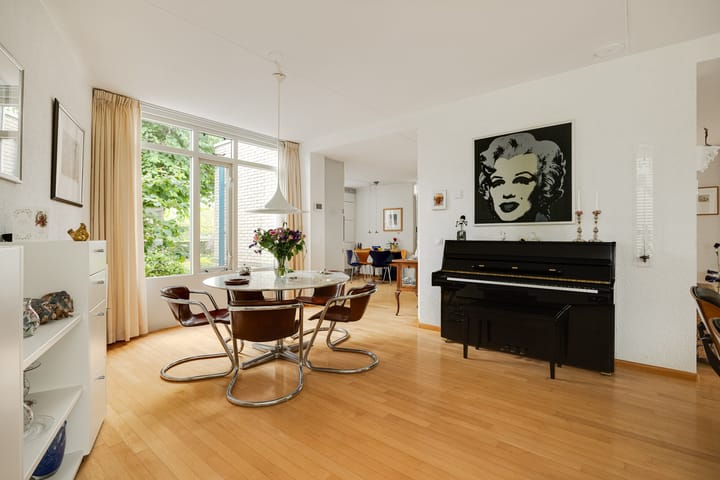 Foto 28 van Bomela 9