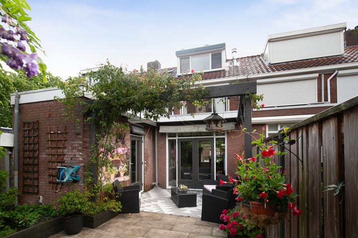 Foto 2 van Volkerakstraat 6