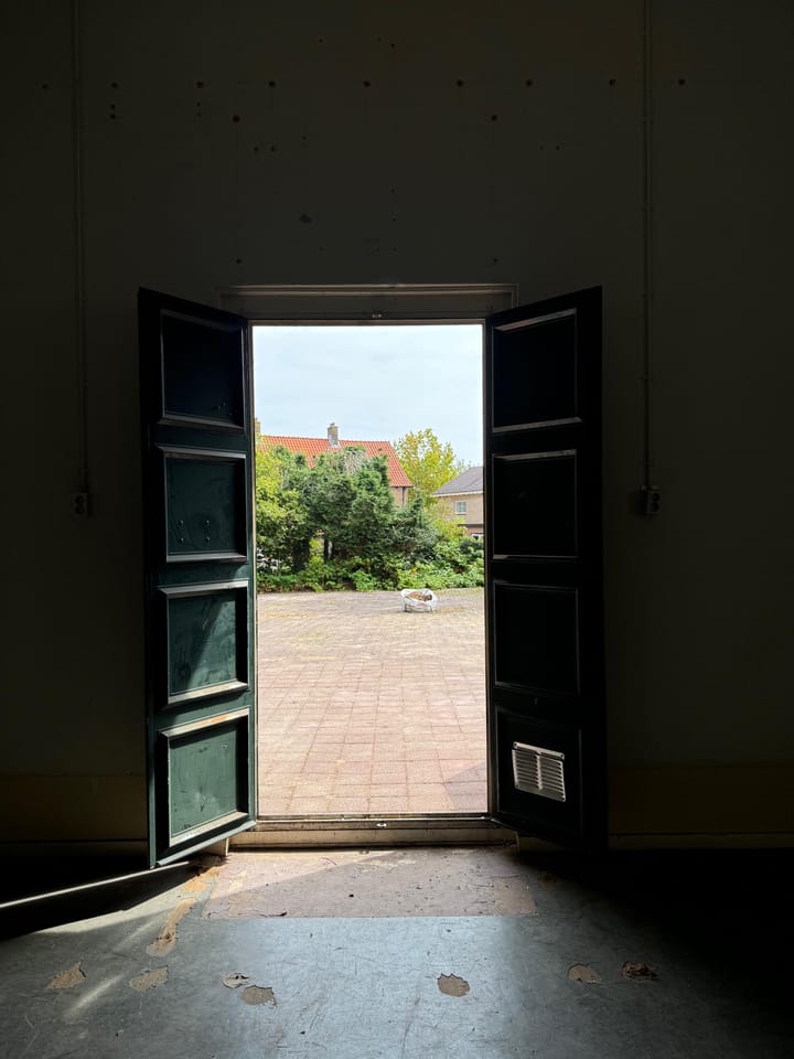 Photo 21 of Nieuw-Loosdrechtsedijk 7