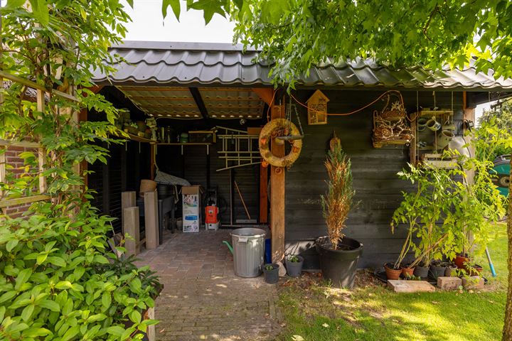 View photo 57 of Haarweg 15-B24