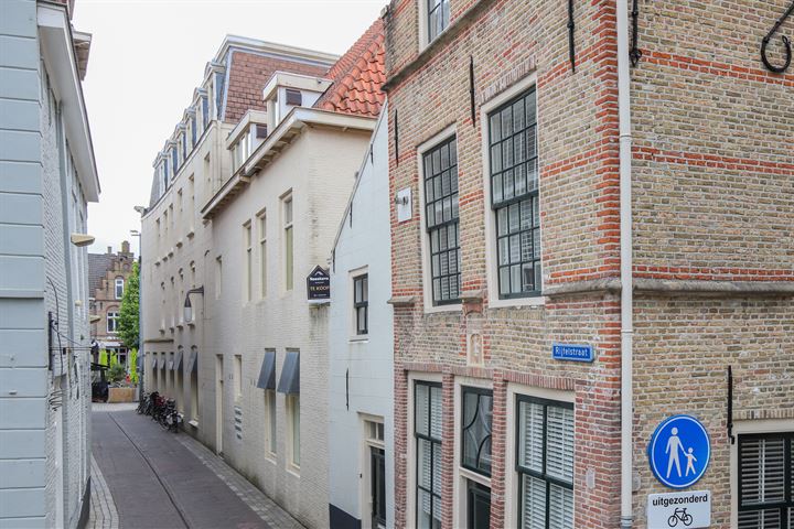 Bekijk foto 30 van Rijfelstraat 5