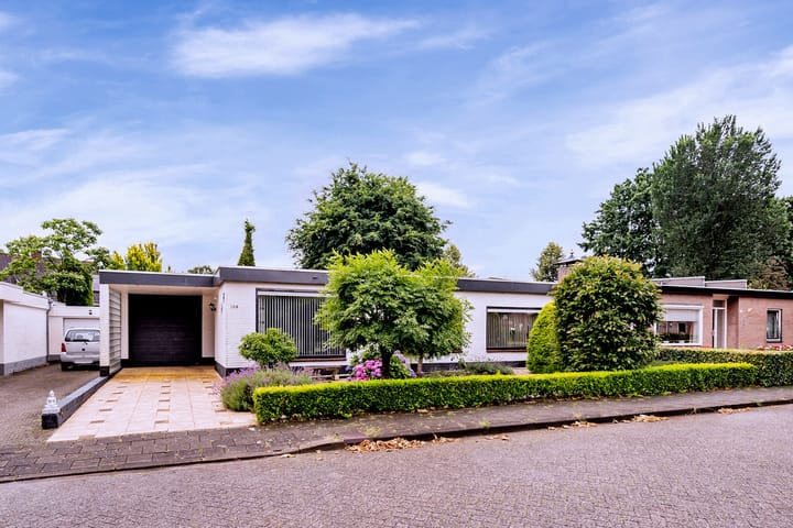 Foto 2 van Heer van Rodestraat 106