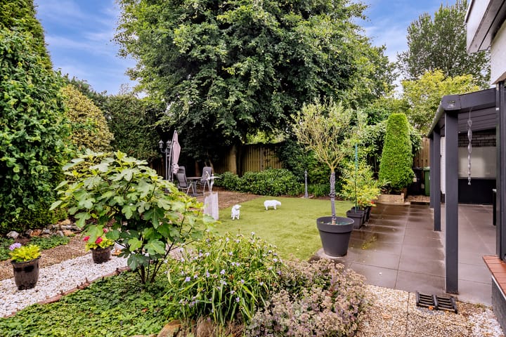 Foto 5 van Heer van Rodestraat 106