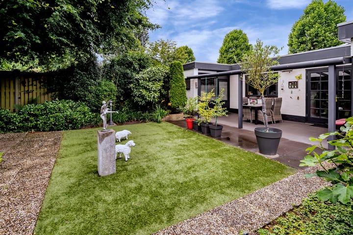 Foto 6 van Heer van Rodestraat 106