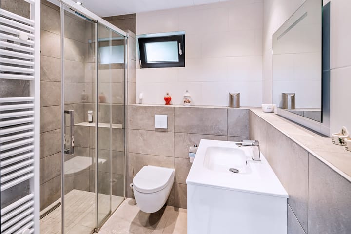 Foto 14 van Heer van Rodestraat 106