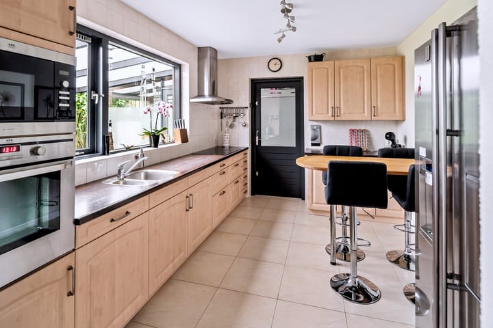 Foto 21 van Heer van Rodestraat 106