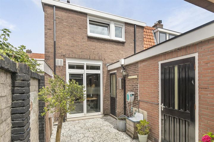 Bekijk foto 22 van Frederik Hendrikstraat 44