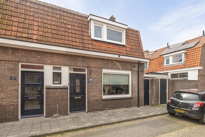 Bekijk foto 25 van Frederik Hendrikstraat 44