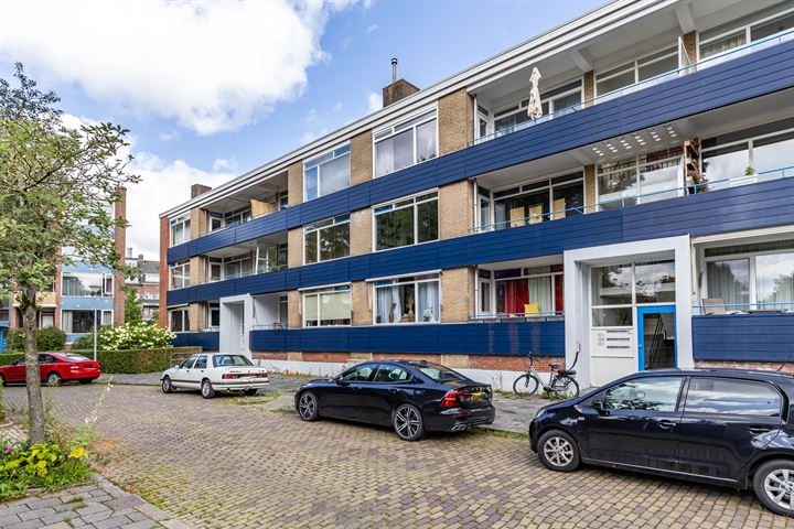 Bekijk foto 1 van Onderduikersstraat 102