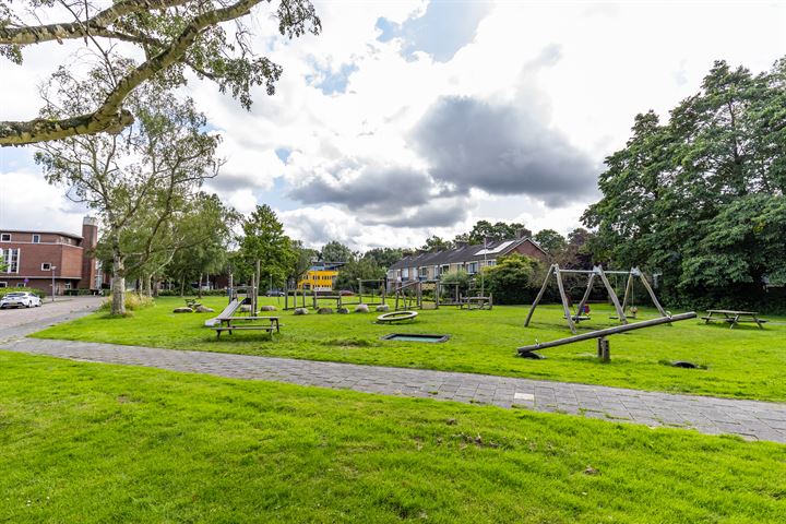 Bekijk foto 40 van Onderduikersstraat 102