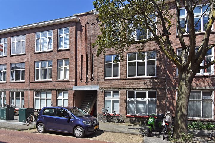 View photo 2 of Rhododendronstraat 97