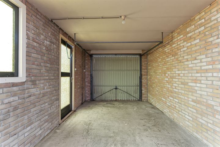 Bekijk foto 4 van Dorpsstraat 25