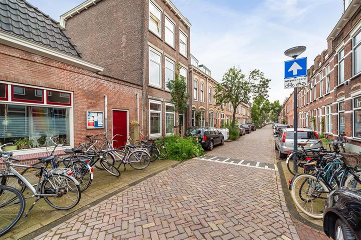 View photo 8 of Hansenstraat 6-B