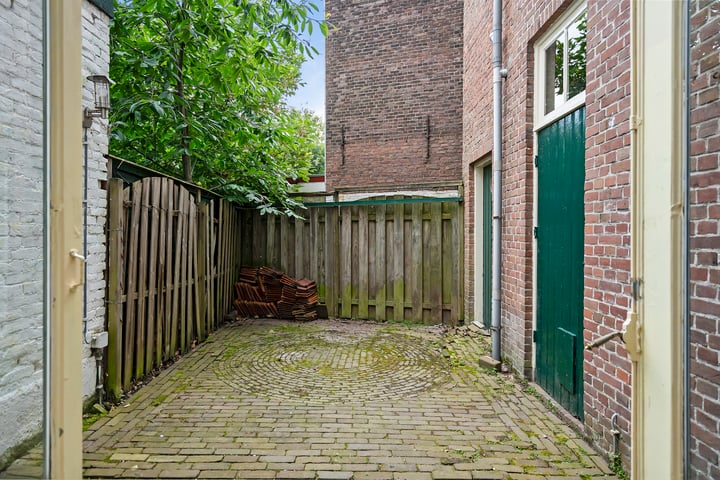 Bekijk foto 20 van Willemstraat 2