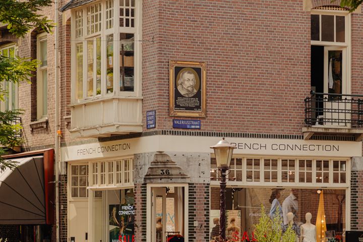 Bekijk foto 30 van Cornelis Schuytstraat 25-2