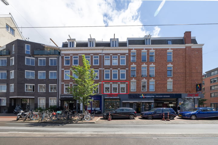 Bekijk foto van Frederik Hendrikstraat 127 1