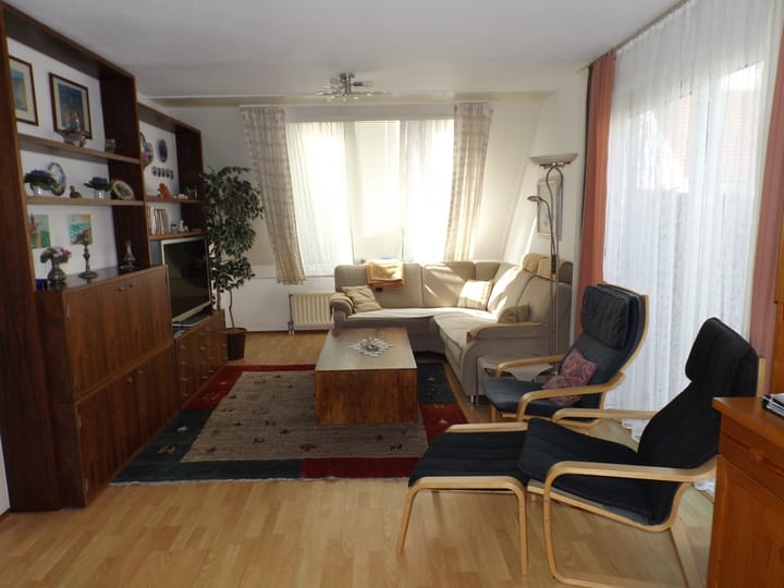 Photo 10 of Strand 84