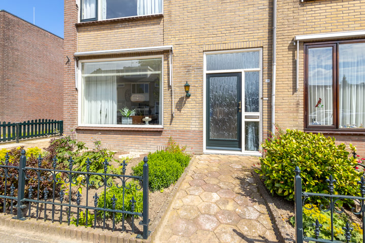 Bekijk foto 28 van Graaf Lodewijkstraat 21