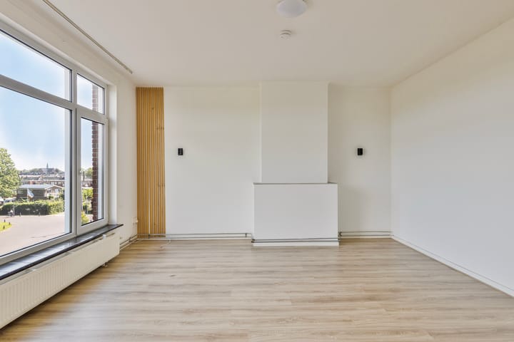 Photo 10 of Jachtlaan 12-C