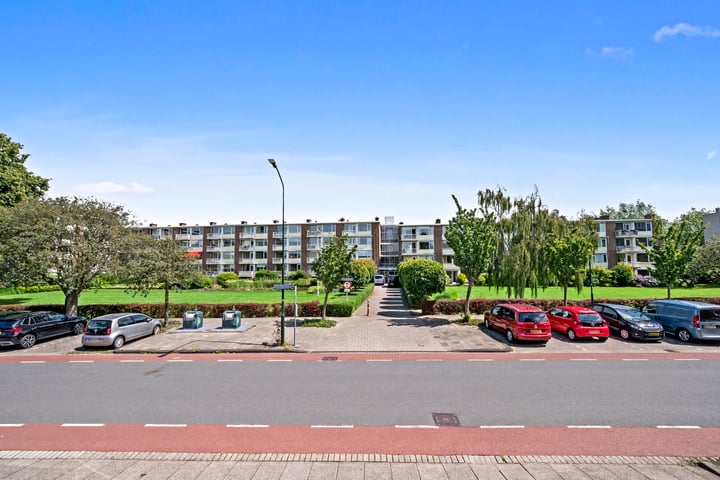 Bekijk foto 39 van Prins Hendrikplein 3