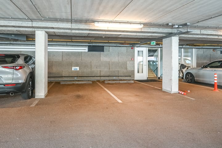 Photo 37 of Spaarndamseweg 80-Q