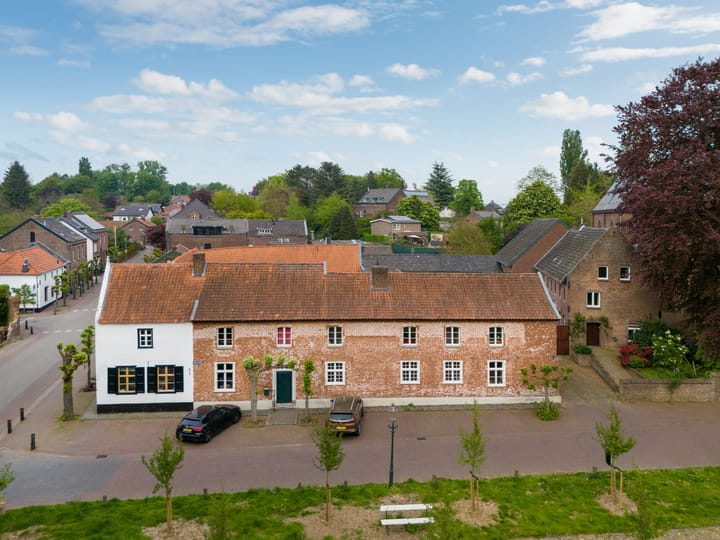 Foto 2 van Aan de Kerk 1