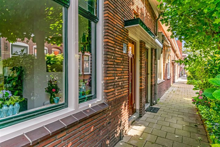 Bekijk foto 9 van Dutoitstraat 12