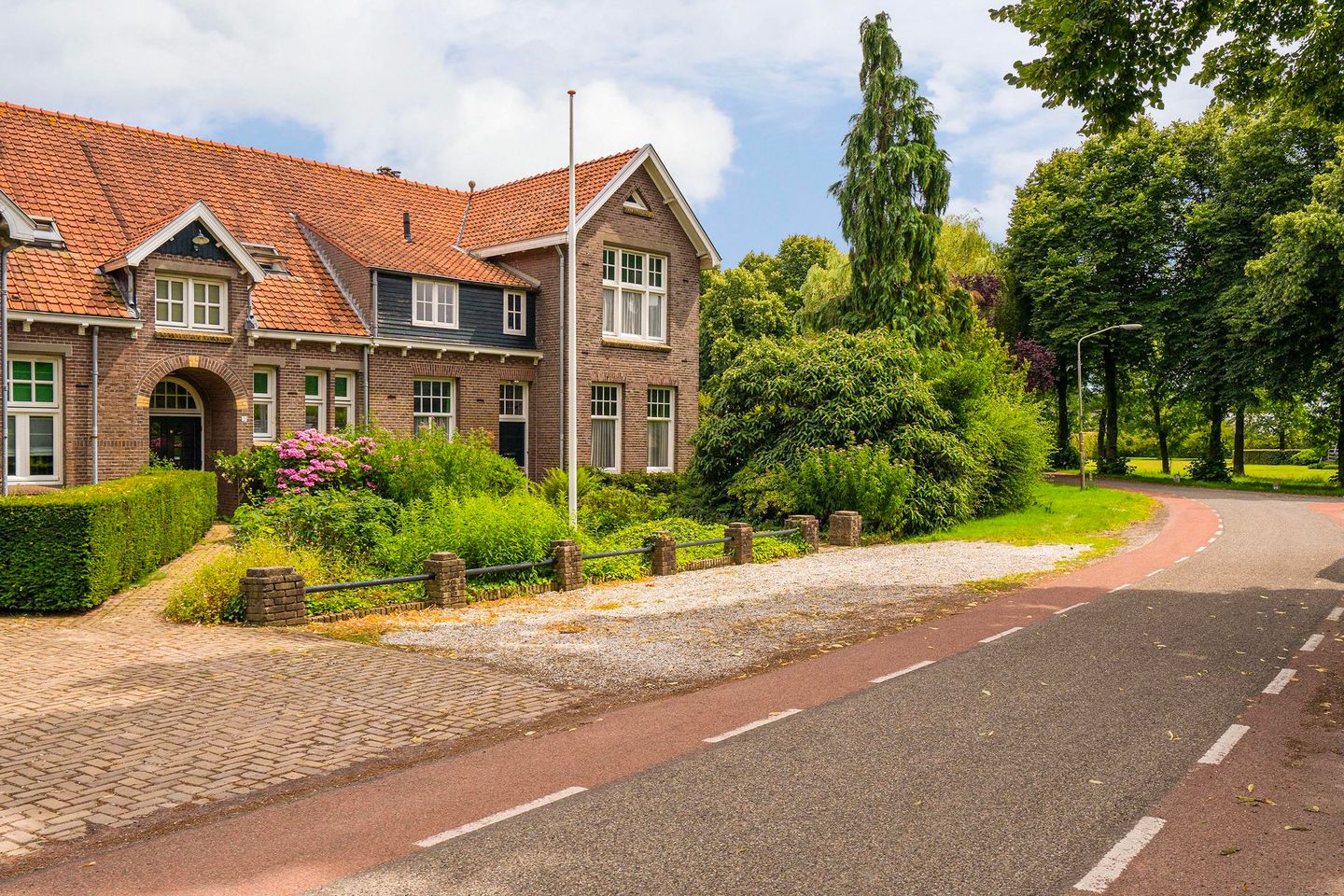 Foto 55 van Loonsestraat 3-A