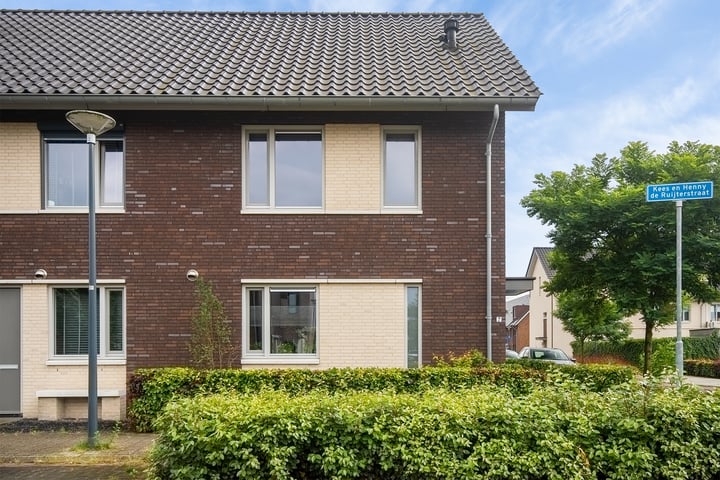 Bekijk foto 4 van Kees en Henny de Ruijterstraat 2