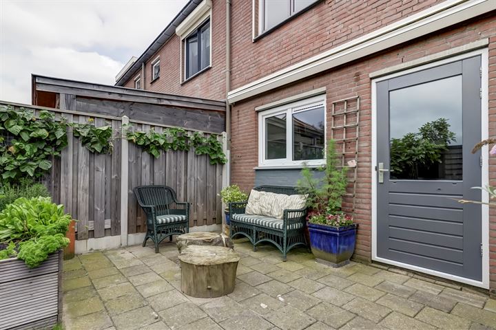 Bekijk foto 34 van Voorsteeghstraat 8